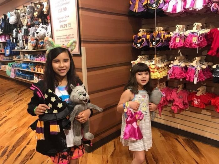 Build your very own wolf stuffed animal at Great Wolf Kids!