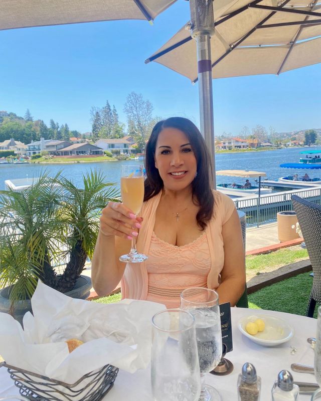 After quite a few months of challenging times, it’s nice to have some happy events to celebrate. 🥂
